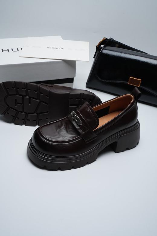 JEHURFIE/纪华菲6cm小银扣复古擦色手抓牛皮厚底乐福鞋 商品图1