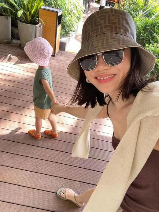 F字母老花双面戴渔夫帽 商品图3