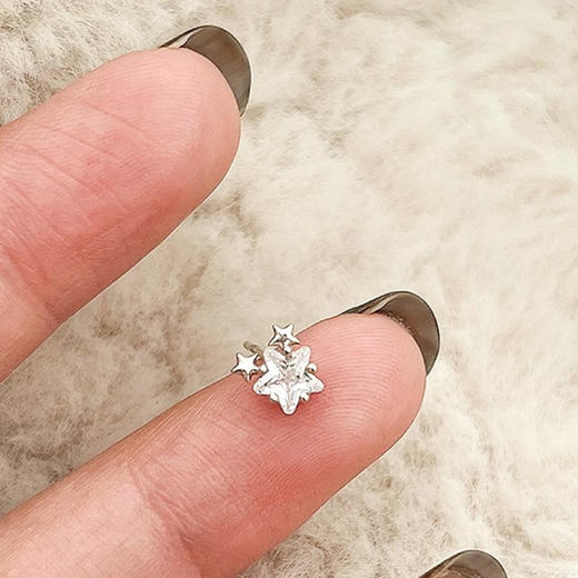 星星点缀锆石设计感银针耳环-160245648 商品图4