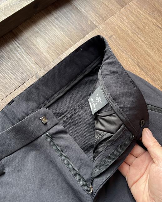 点此购买 始祖鸟ARC春秋季男士耐磨防风防泼户外登山徒步软壳裤 xj 341920 商品图10