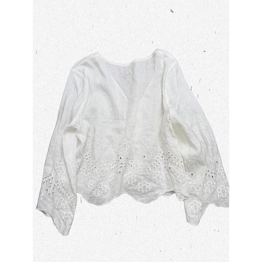 售罄不补｜摩纳哥之旅100天然亚麻V领法式长袖小衫 镂空刺绣重磅工艺 南法氛围感 商品图6