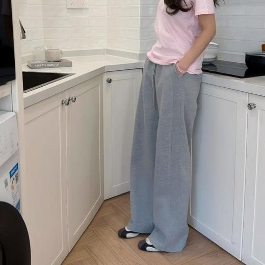 【超模君严选】TRIUUCHU  瘦身卫裤  L家scuba同款 垂感好不皱不塌胯 无束缚感 高腰直筒版型 上身显瘦 穿出慵懒高级感 6020 下单3-7天发货！ 商品图3