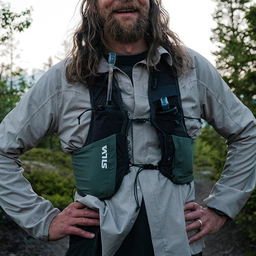 SILVA Strive 10 Vest新款百英里疾速越野背包户外运动双肩包UTMB 商品图3