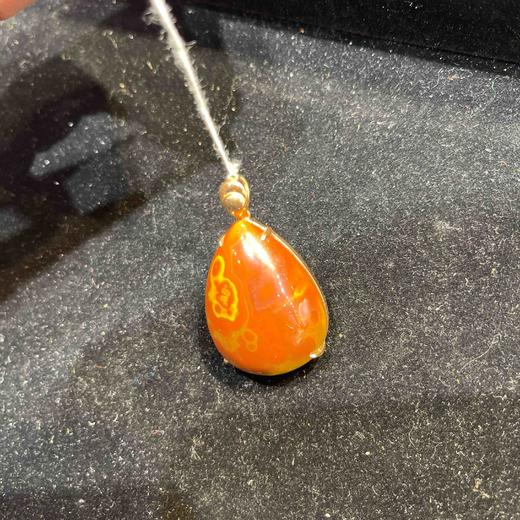 1650战国红吊坠 商品图1