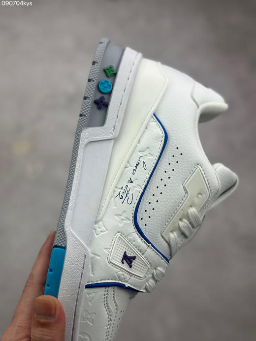 春季特惠💰450 性价比版本 驴牌 LV Trainer 低帮休闲板鞋 商品图5