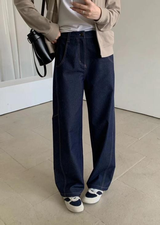 【小奶皮牛仔裤】神仙面料~不易皱、不易鼓包、垂顺如奶皮穿在身上~线条干净利落，大方简约WD 商品图0