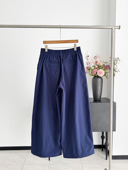 点此购买 北面春秋季女士防风防泼水脚口可收可松休闲长裤 bk 341872 商品图4