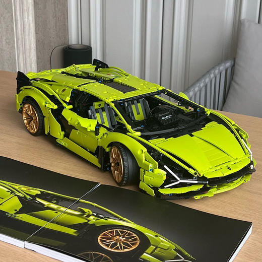 【曼龙严选】超大超跑‼️💥 【尖叫清仓！大绿牛跌破价！！】 😱闭眼冲这辆1:14兰博基尼大绿牛‼️ 💚暴风拼装 ✂️剪刀门！引擎盖！尾翼！ 机械控狂喜到跺jio！！ 🖼️拼完直接当客厅展品！ 商品图0