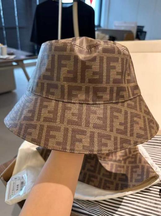 F字母老花双面戴渔夫帽 商品图11