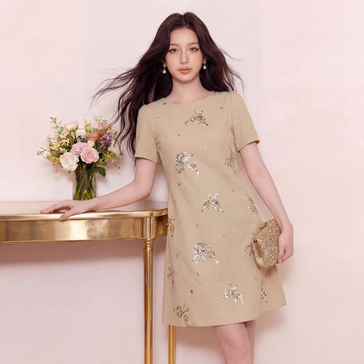 奢姿大码女装2026夏季胖妹妹时尚钻饰花朵圆领连衣裙气质减龄裙子9962860071 商品图1