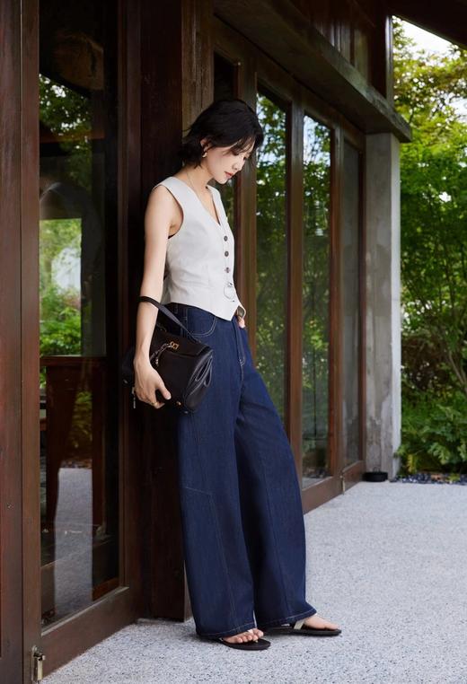 【小奶皮牛仔裤】神仙面料~不易皱、不易鼓包、垂顺如奶皮穿在身上~线条干净利落，大方简约WD 商品图7