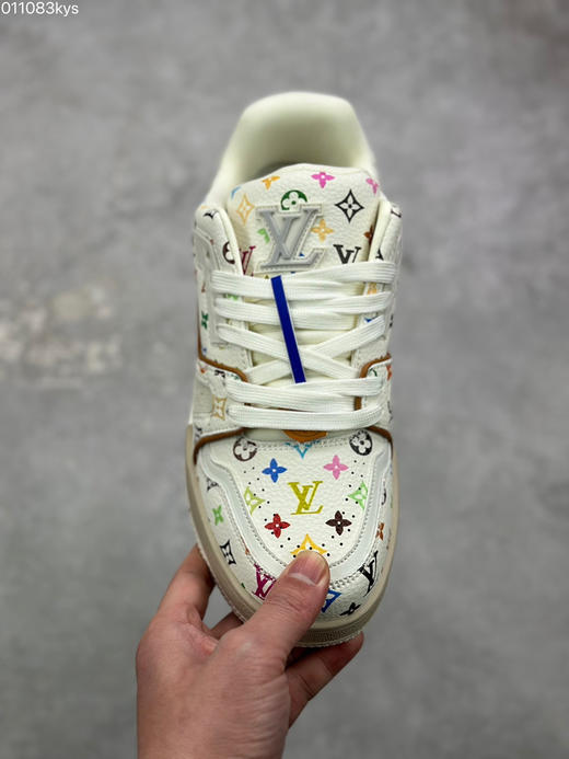 春季特惠💰450 性价比版本 驴牌 LV Trainer 低帮休闲板鞋 商品图1