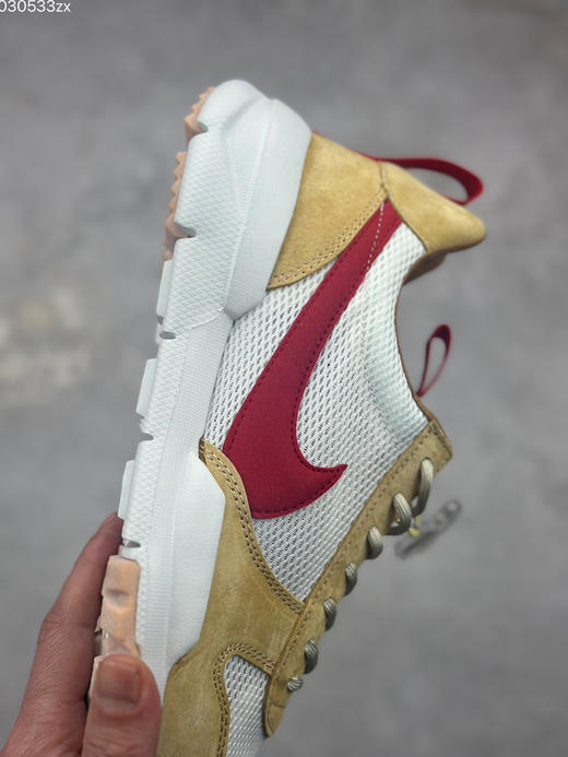 春季特惠💰340 Tom Sachs x NK Craft Mars Yard 2.0 联名宇航员神游太空百搭休闲运动透气慢跑鞋 “复古做旧黄红勾” 权志龙同款 商品图5