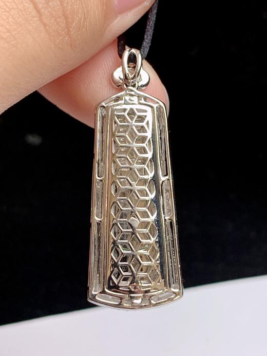 翡翠无事牌吊坠 商品图6