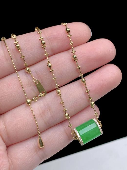 路路通翡翠项链 商品图2