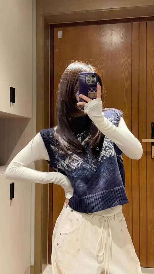 【蓝染棒针民族风提花毛织背心】正面蓝白提花，像把水墨画穿在身上！背面阿兰绞花！有温暖的手工感WD 商品图8