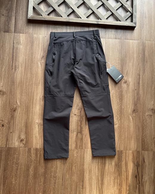 点此购买 始祖鸟ARC春秋季男士耐磨防风防泼户外登山徒步软壳裤 xj 341920 商品图4