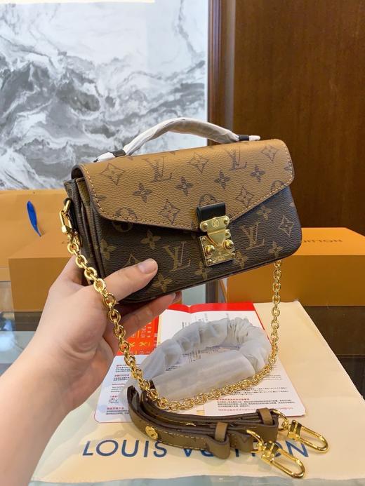 LV mini 邮差包 老花、拼花两色可选 邮差作为LV经典款，真的很受大家的欢迎 商品图3