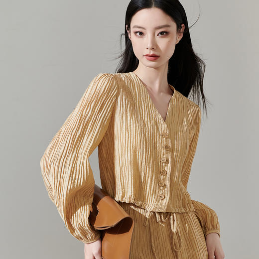 剩XL 芳外新款法式小众肌理感通勤衬衫复古洋气百搭上衣女8T24AC0042 商品图2