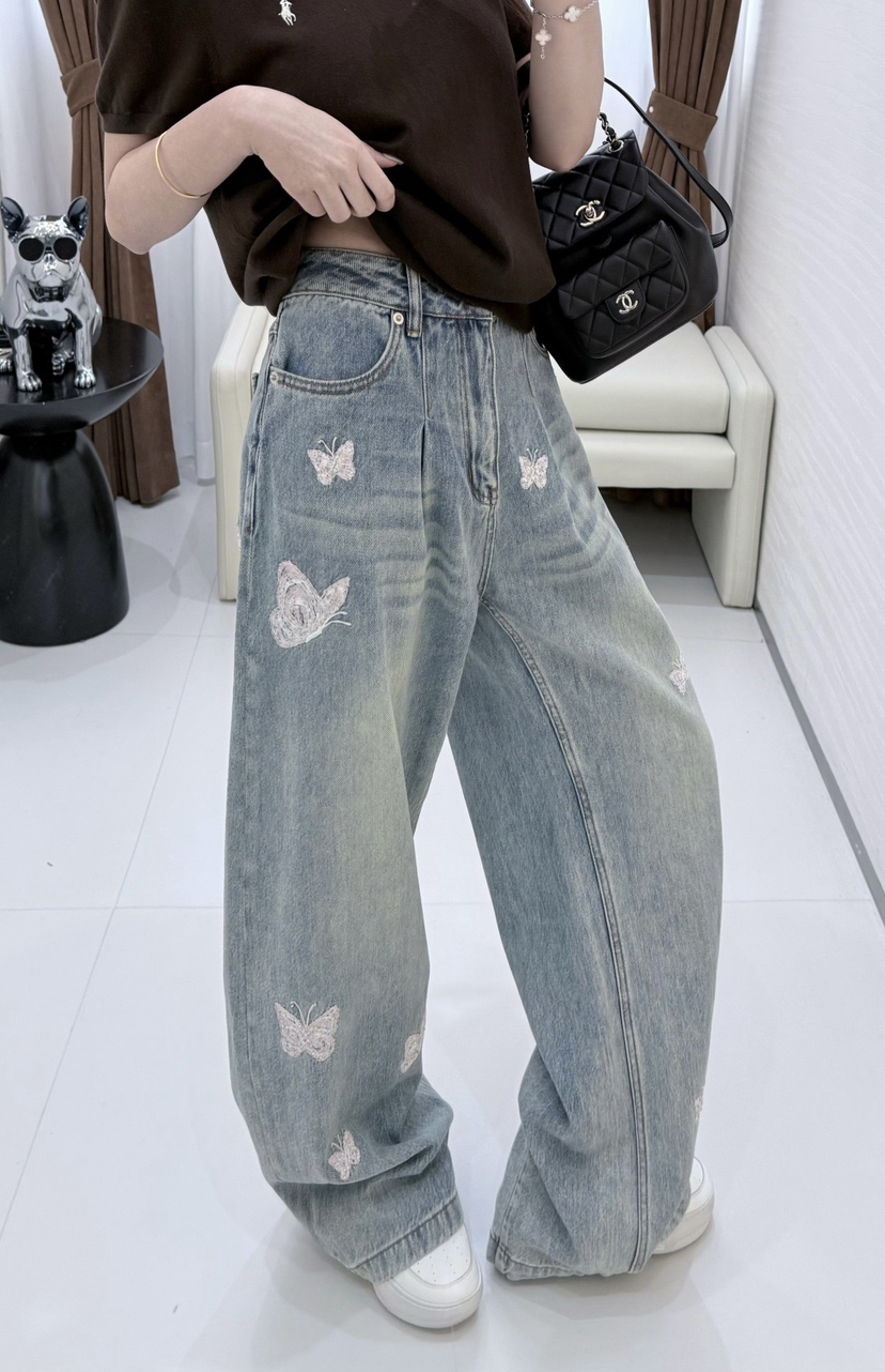 311-3 一步到位底裤价 超吸睛 ann蝴蝶刺绣 阔腿牛仔裤 炒鸡时髦