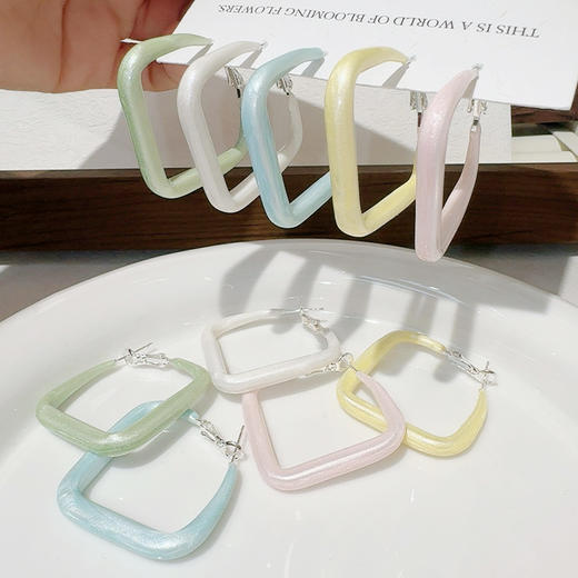 大气百搭彩色方形耳环耳圈（35mm）-纪念日百货门店同款169698846 商品图1
