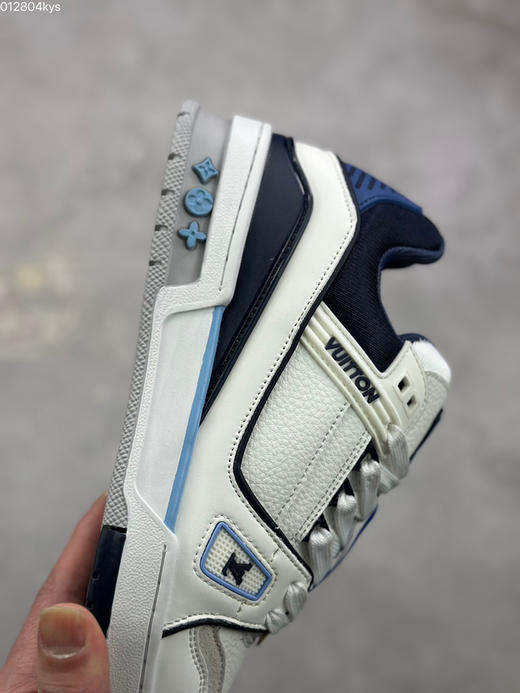 春季特惠💰450 性价比版本 驴牌 LV Trainer 低帮休闲板鞋 商品图5