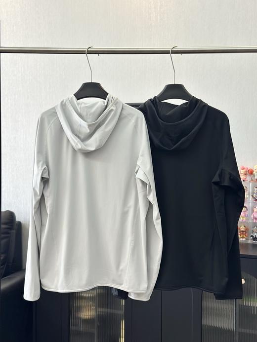 点此购买 始祖鸟DELTA JACKET春秋季男女款抓绒连帽开衫 hh 341852 商品图1