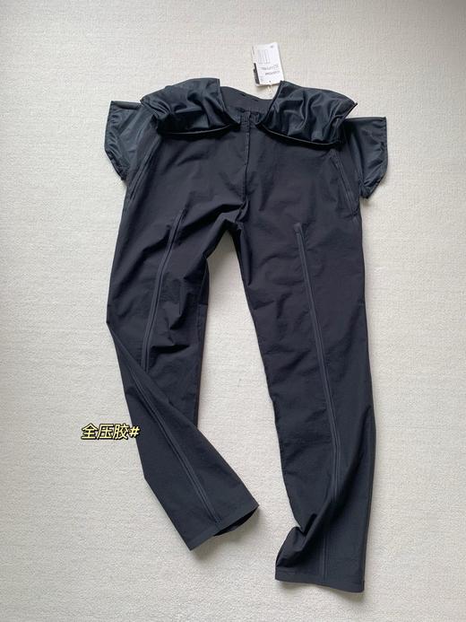 点此购买 可隆春秋季男士防泼水都市户外软壳全压胶商务长裤 bk 341894 商品图8