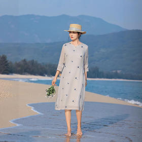 刺绣v领七分袖，复古中长连衣裙HS-290-3