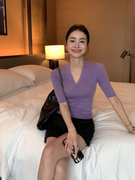 素颜美女公式中袖V领羊毛衫修身打底 商品图3