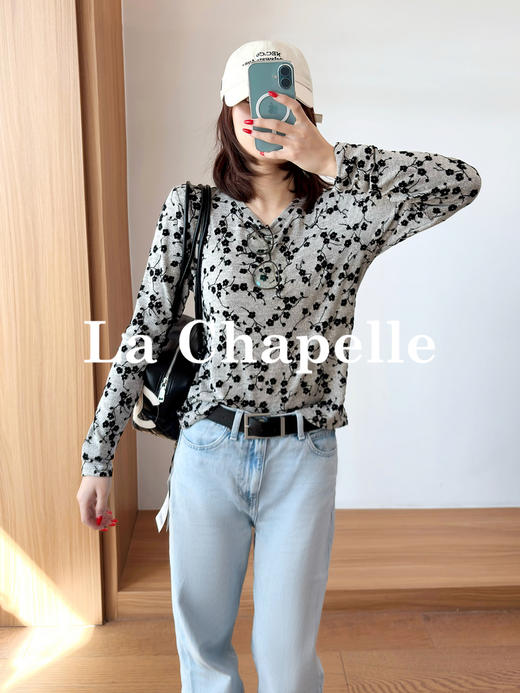 专柜实拍【植绒碎花T恤】拉夏贝尔/La Chapelle私藏尖货！复古文艺风长袖T恤柔软圆领时尚打底衫 商品图2