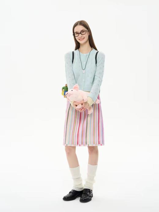 heris/H61102/花朵挑孔提花 空气感羊驼羊毛 奶蓝假两件针织开衫 商品图3