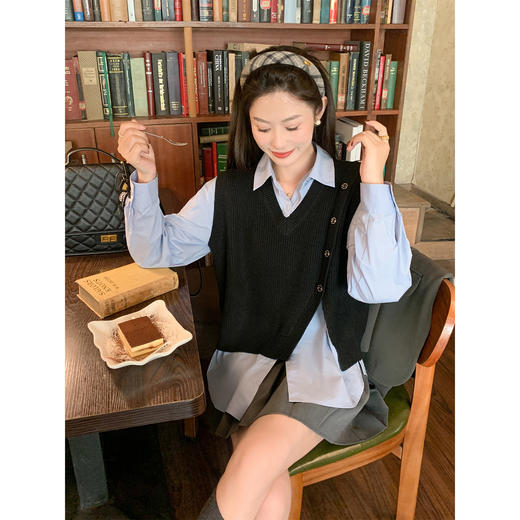 【129元任选2件】现货！韩系学院风v领针织马甲 商品图3