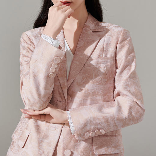 剩XL 芳外新款设计感别致印花通勤西装提花百搭西服外套女8T24AX0211 商品图4