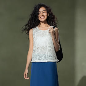 【林栖设计小店】手工摇花|瓷白刺绣蕾丝优雅百搭2026夏新款宽松吊带背心1962047