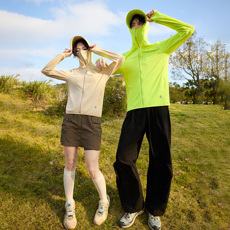 【 TRAVIOLET PROOF 情侣防晒皮肤衣】户外冰丝连帽防晒衣，男女同款，UPF50+防晒，加宽帽檐科技防晒！