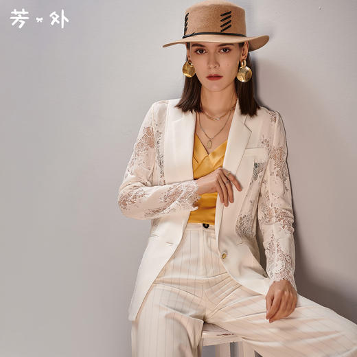 芳外新款蕾丝拼接醋纤长袖外套式西服女8T21AX0405 商品图0