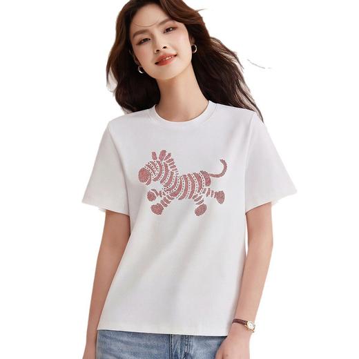 「自j」全新升级【铂金会员119/天猫159/差价40】(02150)洛诗琳马年限定小米烫钻T恤2026春夏设计感正肩简约休闲上衣 商品图4