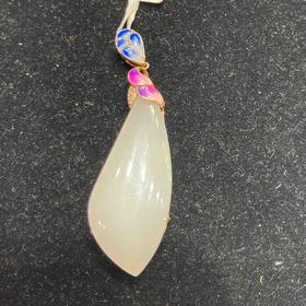 5915元/个和田玉吊坠