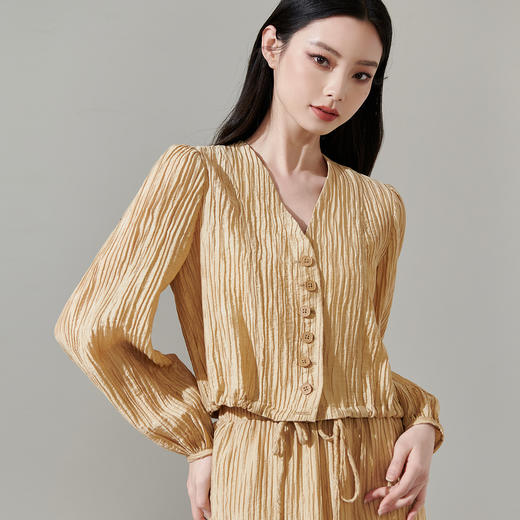 剩XL 芳外新款法式小众肌理感通勤衬衫复古洋气百搭上衣女8T24AC0042 商品图6