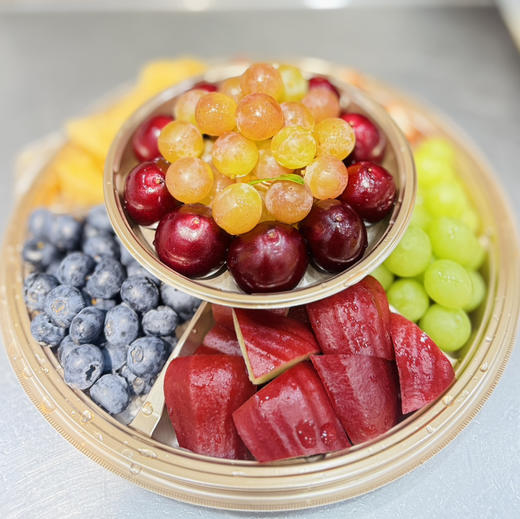 春日限定双层豪华果切 水果当时随机 需定制联系客服 商品图1