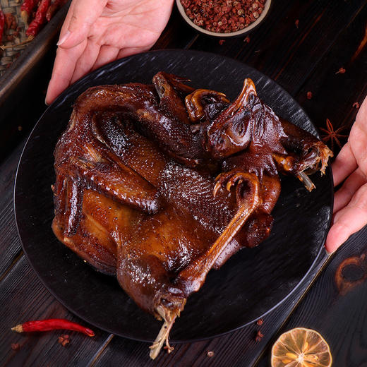 山东特产泰山非遗泰山特产张三妮风干鸡礼盒装送人佳品熟食佳肴礼盒装 商品图1