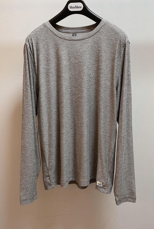 311-2 圆正but 断码 绝杀亏清 百搭圆领长袖T恤完全不挑身材和年龄 商品图9