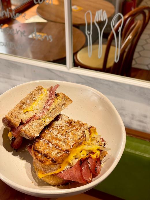 鲁本帕斯雀牛肉三明治 商品图1