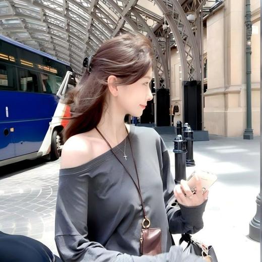 【72h发货】Beau Muse韩系慵懒风天丝打底衫 | 柔软亲肤、舒适透气、多色可选、一字领两穿设计、时尚百搭 商品图3