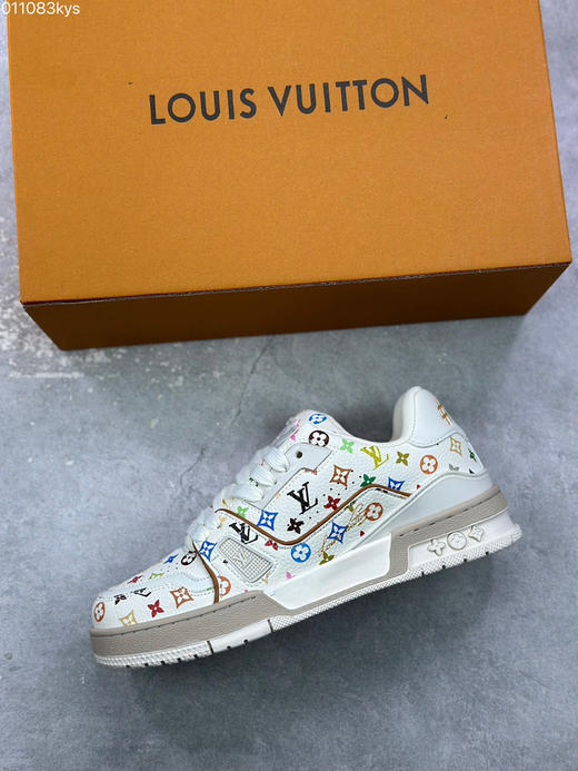 春季特惠💰450 性价比版本 驴牌 LV Trainer 低帮休闲板鞋 商品图2