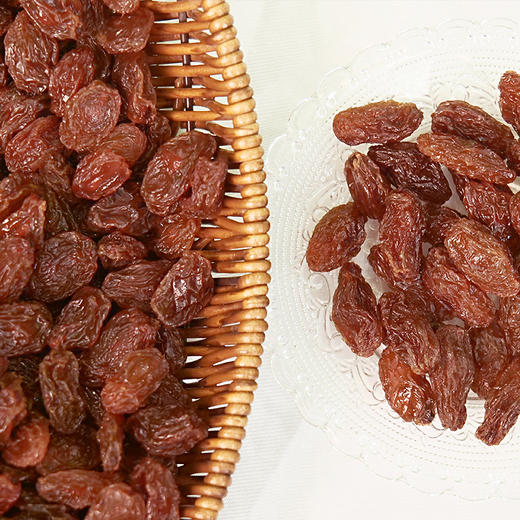 [疆果乐]带籽轻嚼葡萄干260g 商品图2