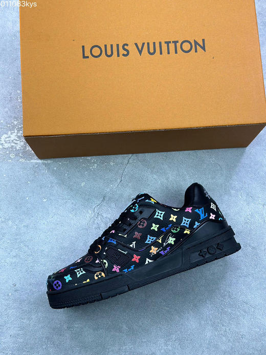 春季特惠💰450 性价比版本 驴牌 LV Trainer 低帮休闲板鞋 商品图2
