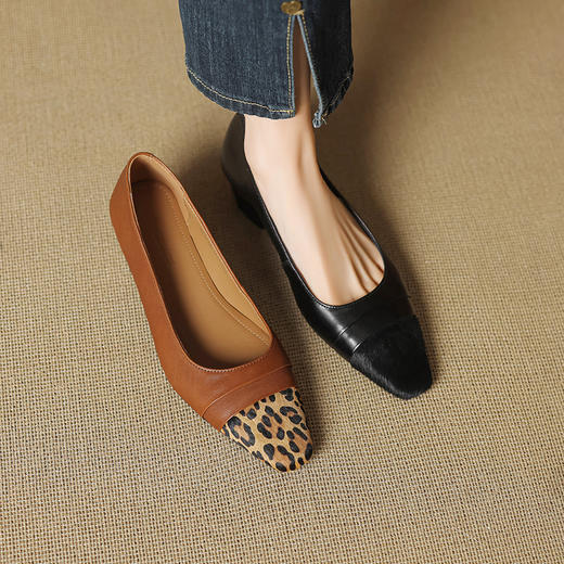 【预售7天】赫本风豹纹拼色，浅口单鞋一脚蹬通勤鞋NX&9215 商品图1