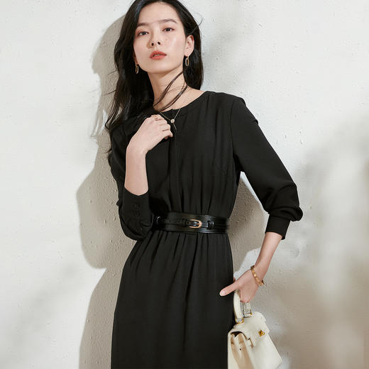 剩S 芳外新款纯色简约长袖中长裙气质通勤收腰显瘦连衣裙8T22AL0027 商品图1